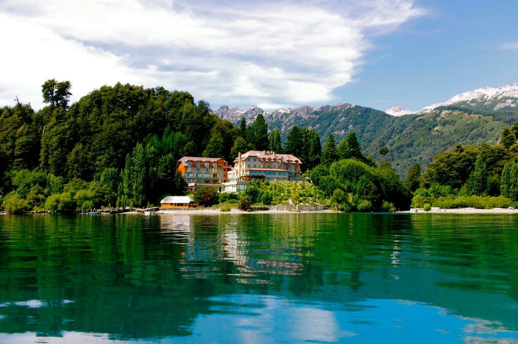 Correntoso Lake & River Hotel gallery 1
