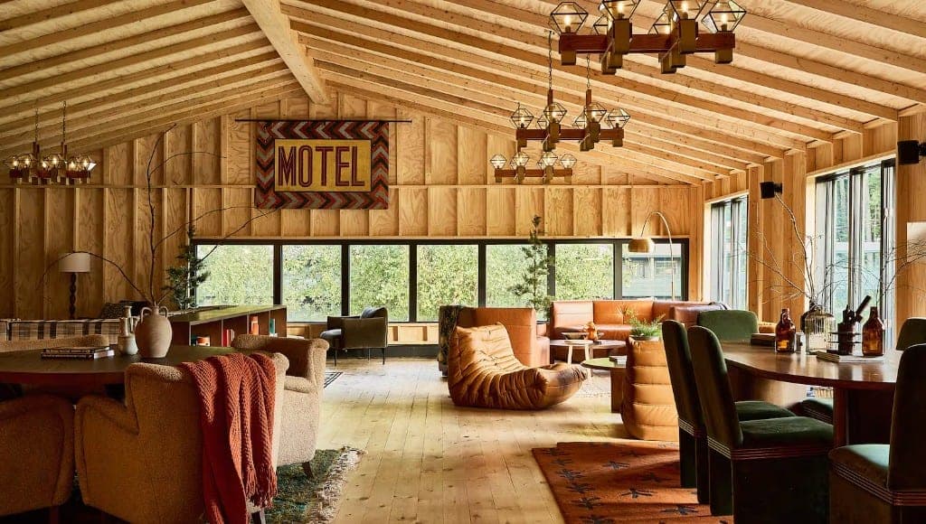 Bluebird Cady Hill Lodge gallery 1