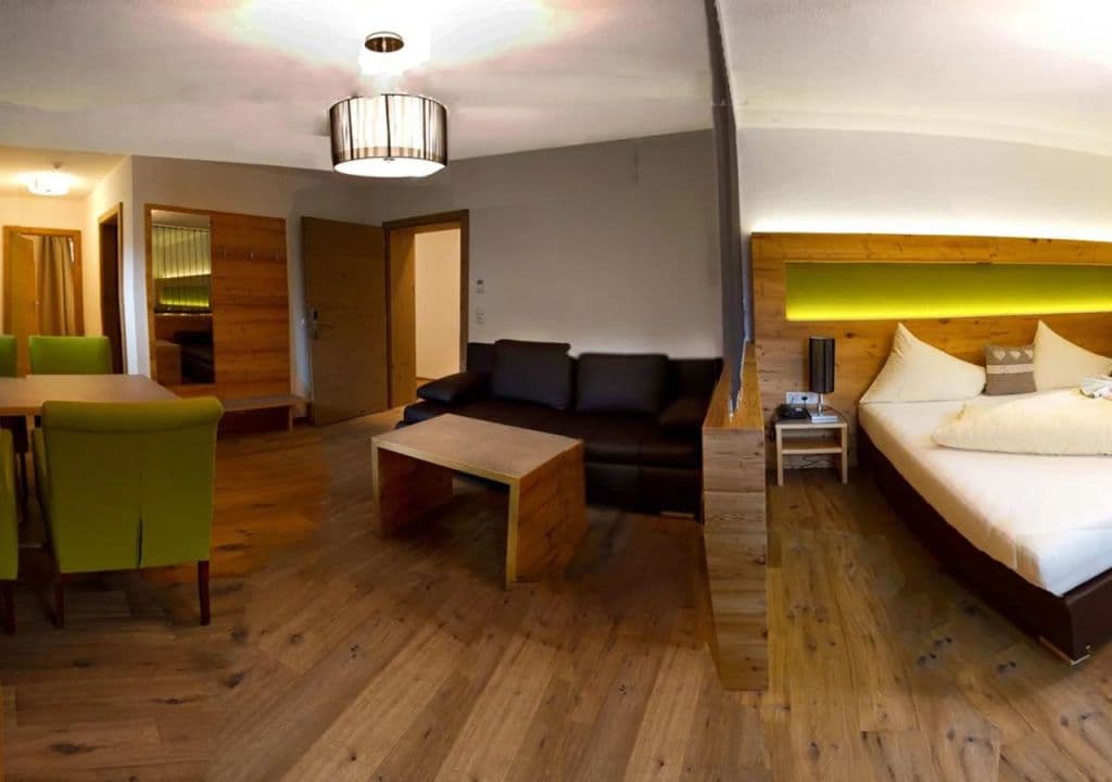 Mari Pop Hotel gallery 1