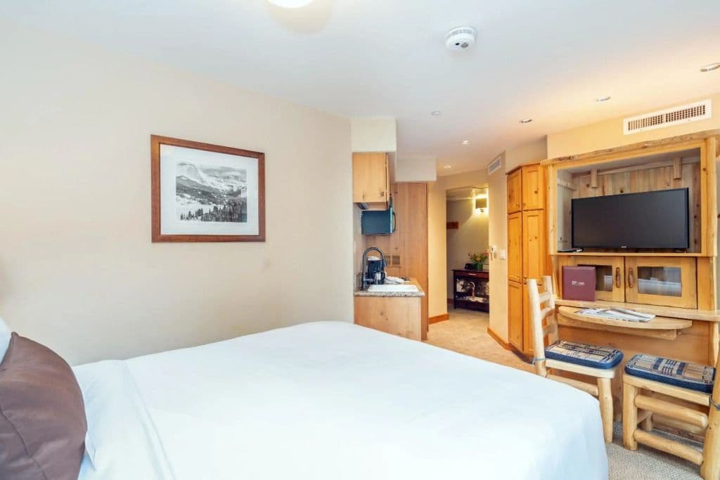 Inn at Lost Creek gallery 4