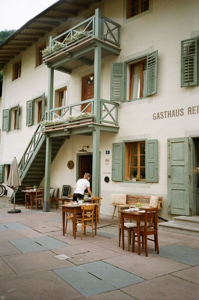 1477 Reichhalter gallery 1