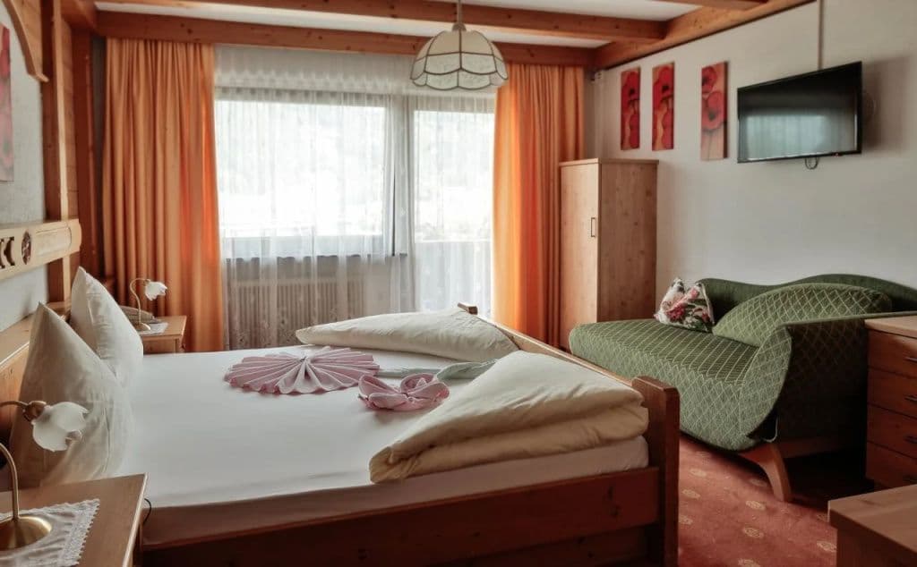 Mari Pop Hotel gallery 4