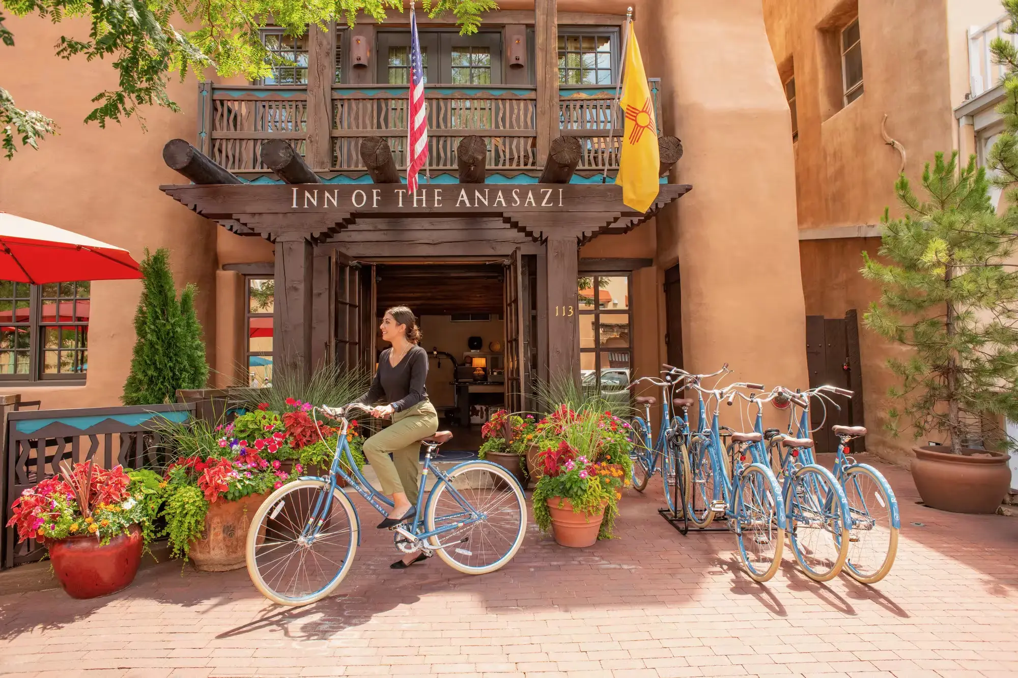 Rosewood Inn of the Anasazi gallery 4