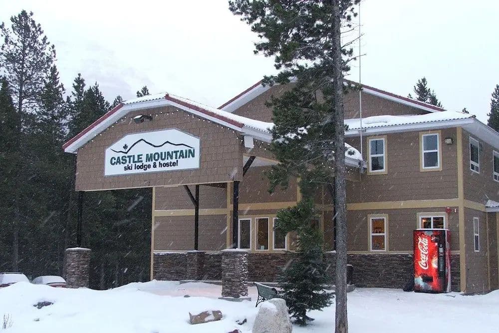 Castle Mountain Ski Lodge gallery 1