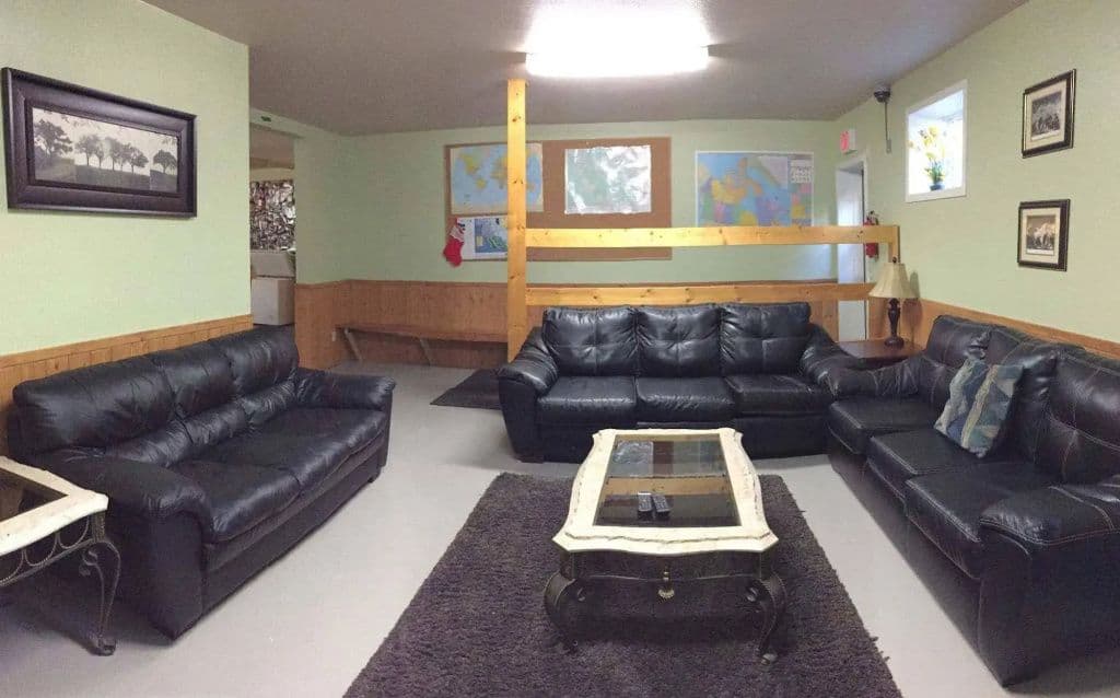 Castle Mountain Ski Lodge gallery 5