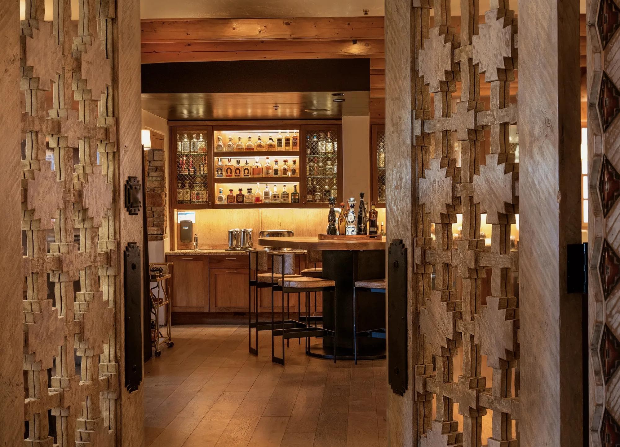 Rosewood Inn of the Anasazi gallery 3