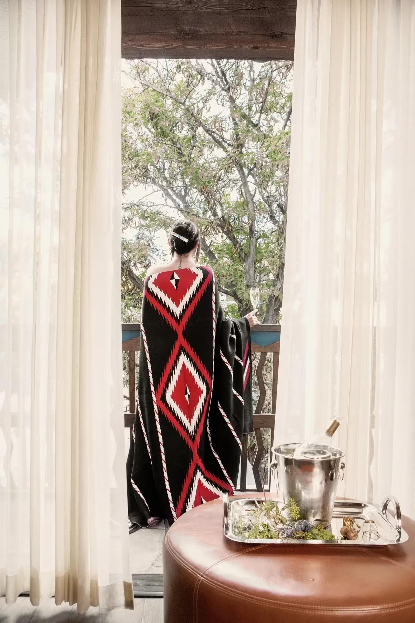 Rosewood Inn of the Anasazi gallery 1