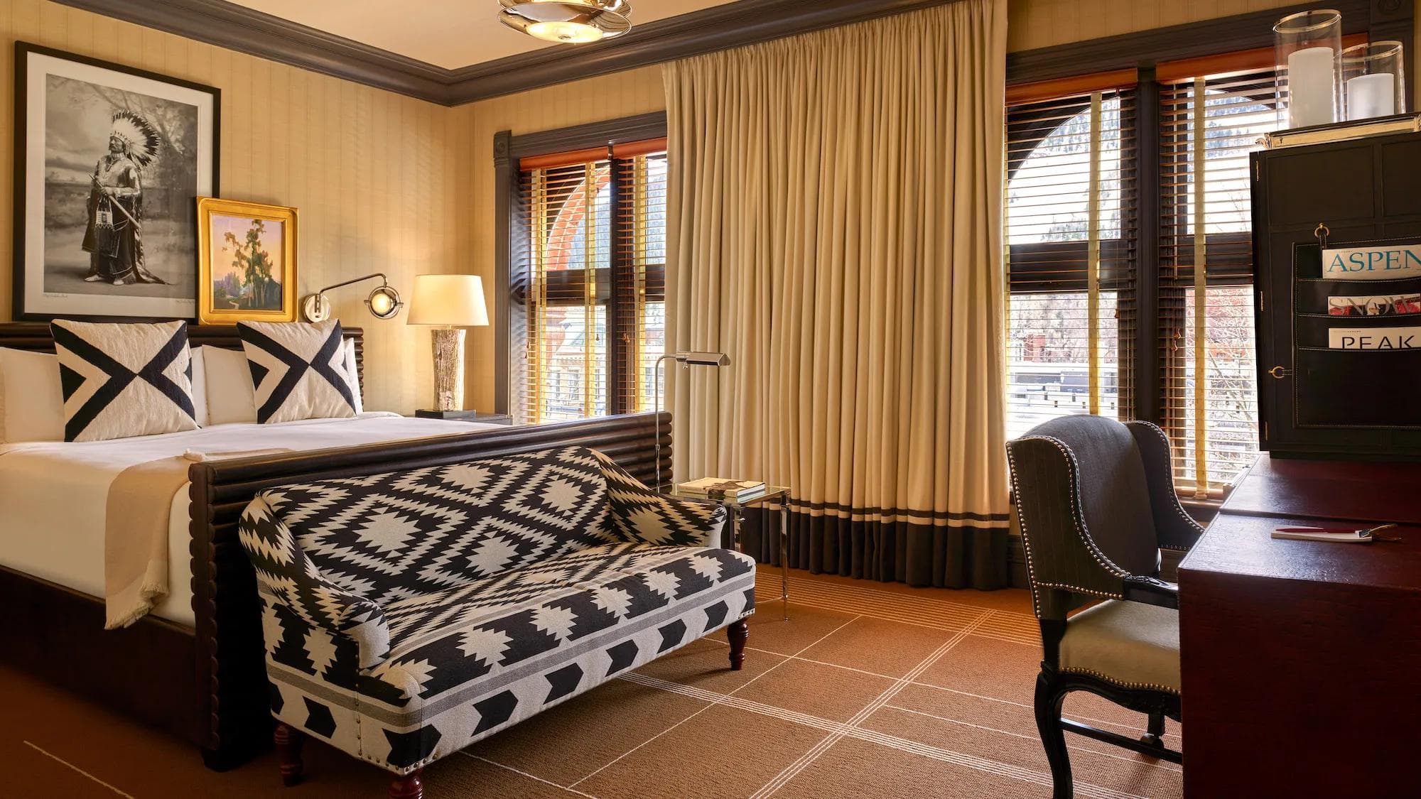 Hotel Jerome gallery 1