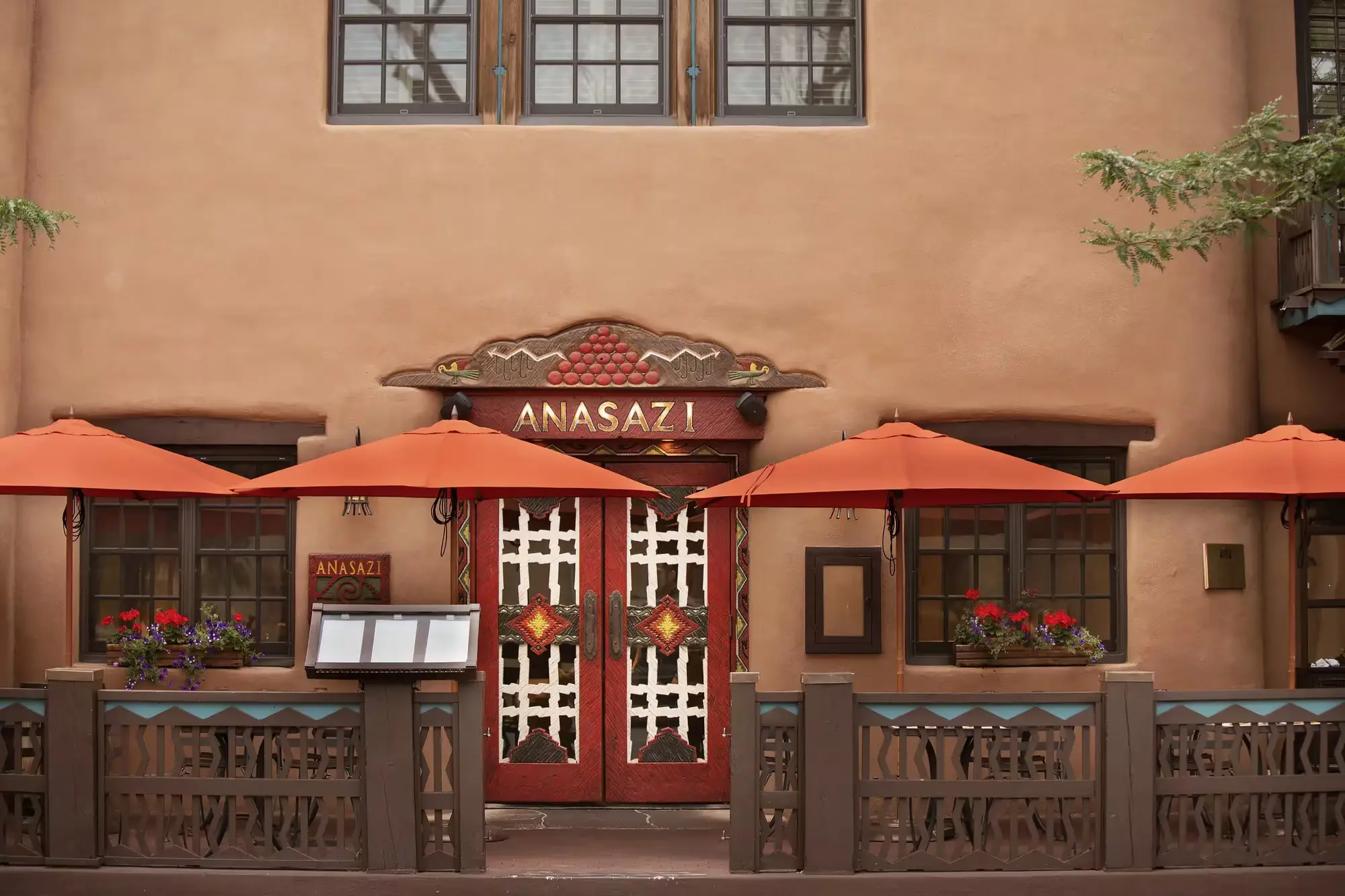 Rosewood Inn of the Anasazi gallery 1